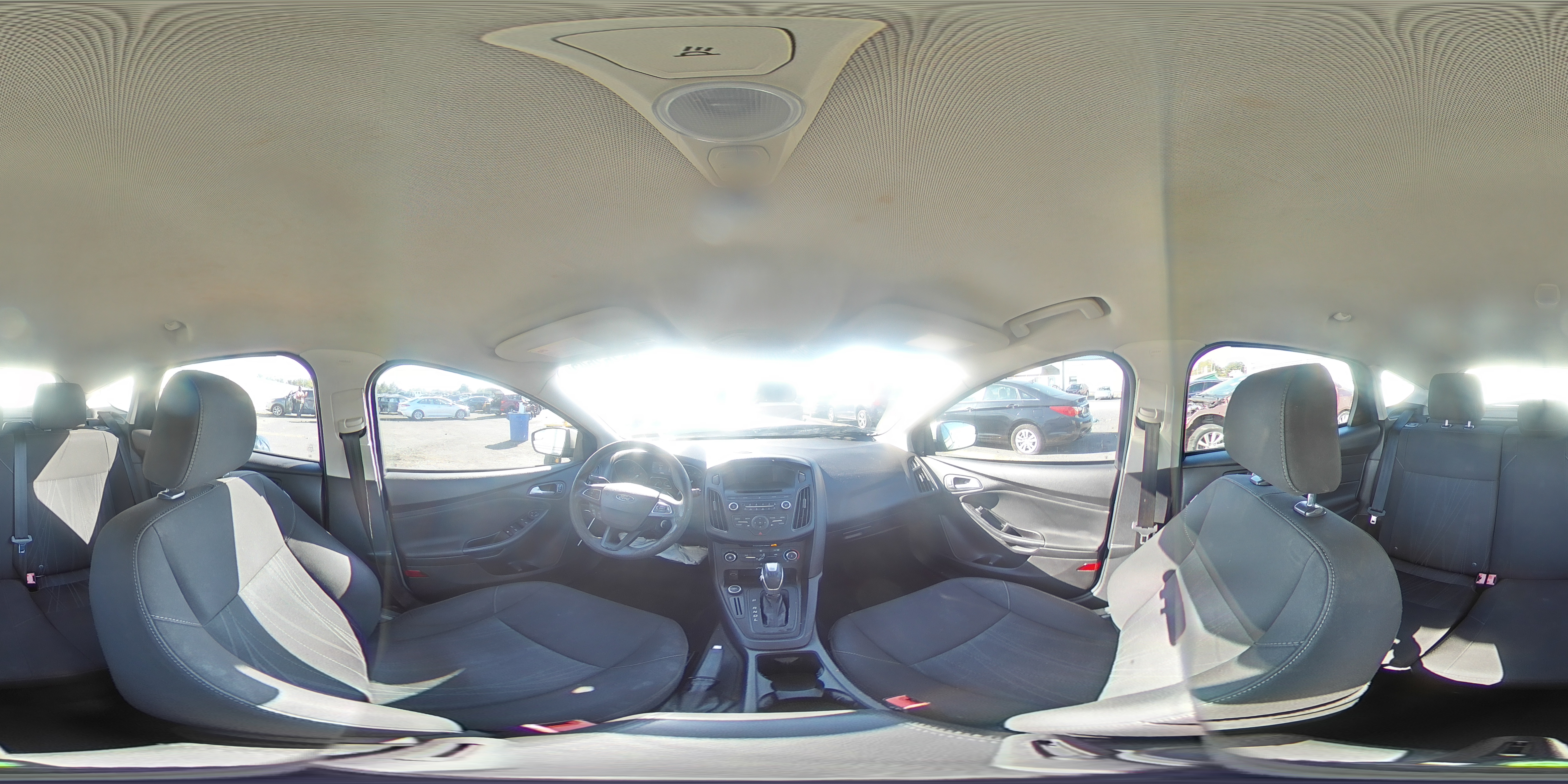 2015 Ford Focus Se VIN: 1FADP3K28FL223039 Lot: 85762645