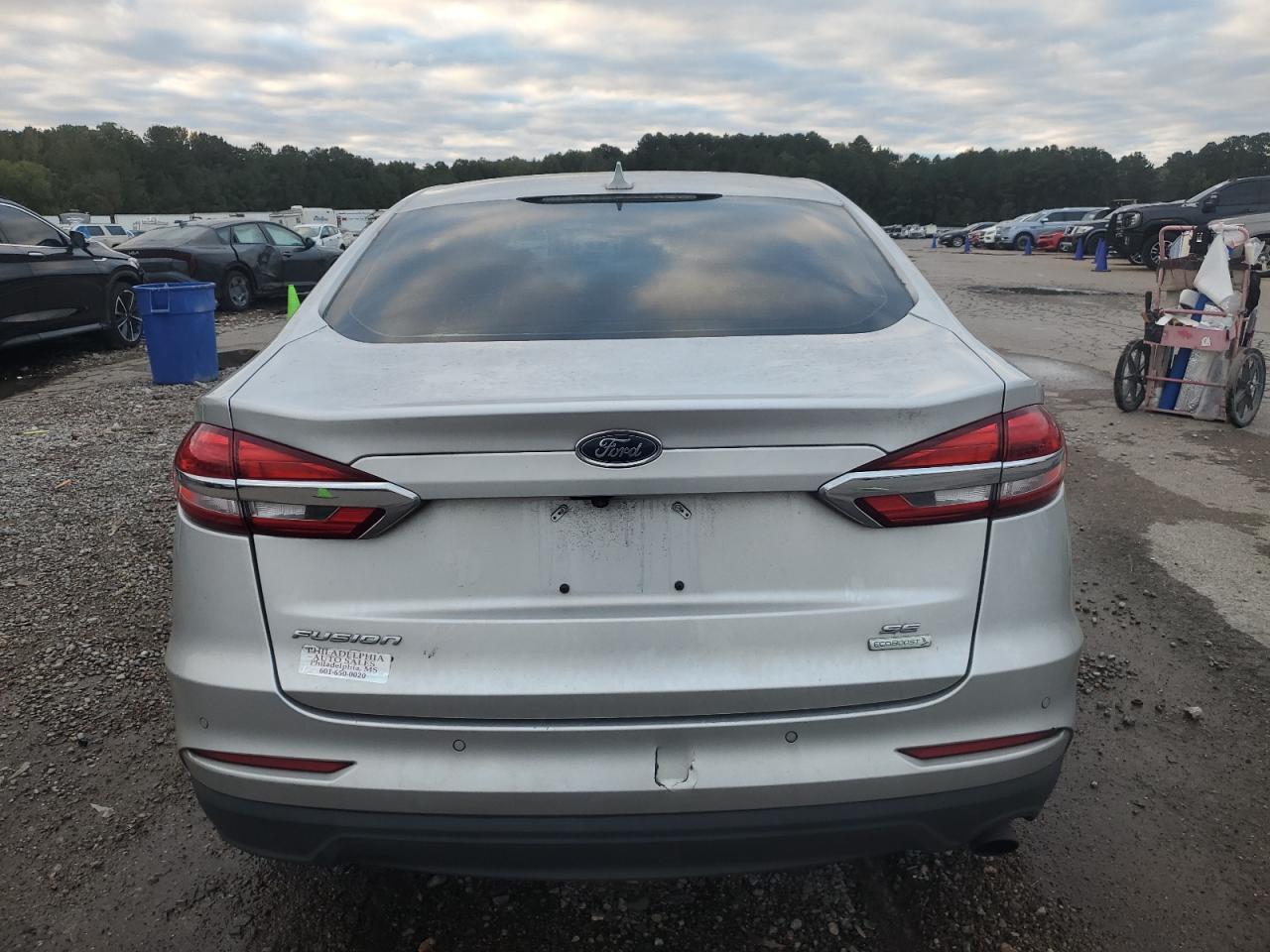 2019 Ford Fusion Se VIN: 3FA6P0HD5KR261968 Lot: 90126305
