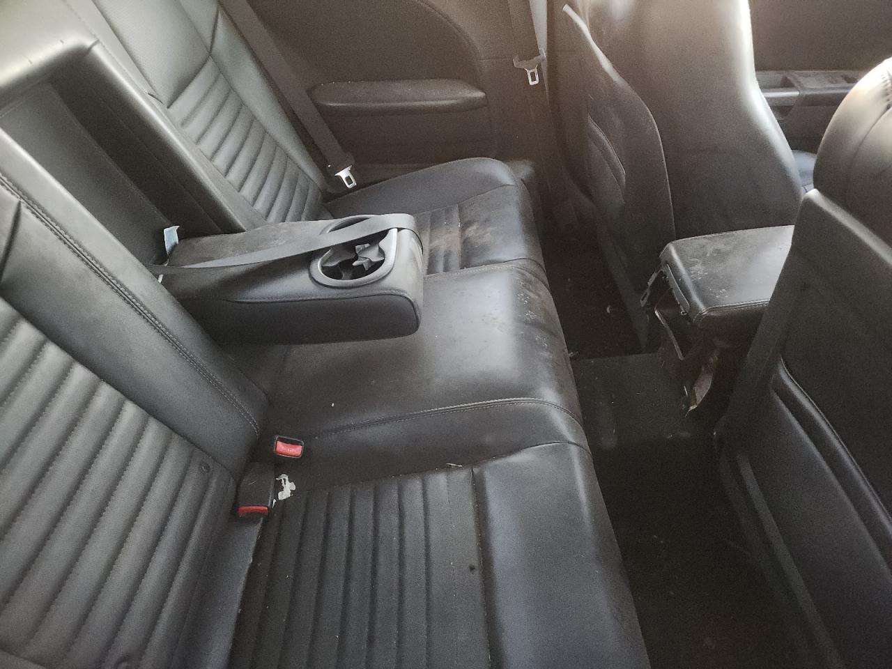 2013 Dodge Challenger R/T VIN: 2C3CDYBT7DH674305 Lot: 89642955