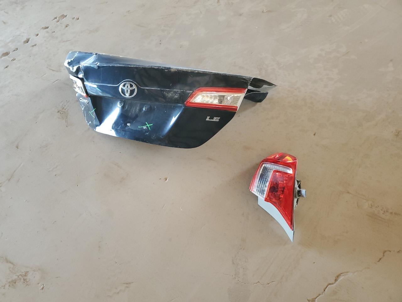 2012 Toyota Camry Base VIN: 4T4BF1FK1CR198320 Lot: 85494755