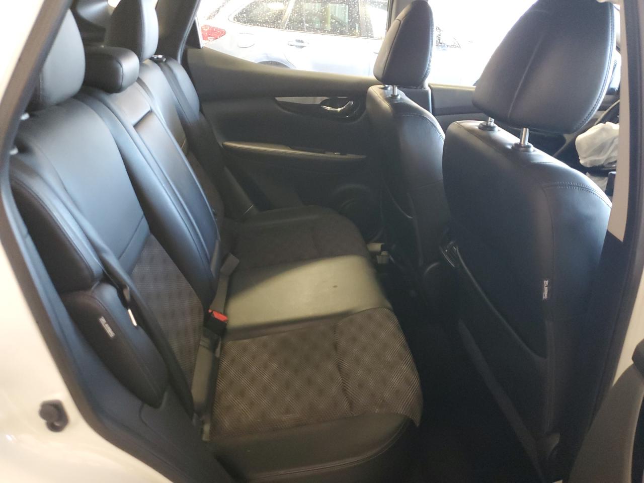 2022 Nissan Rogue Sport Sv VIN: JN1BJ1BW3NW484928 Lot: 84264115