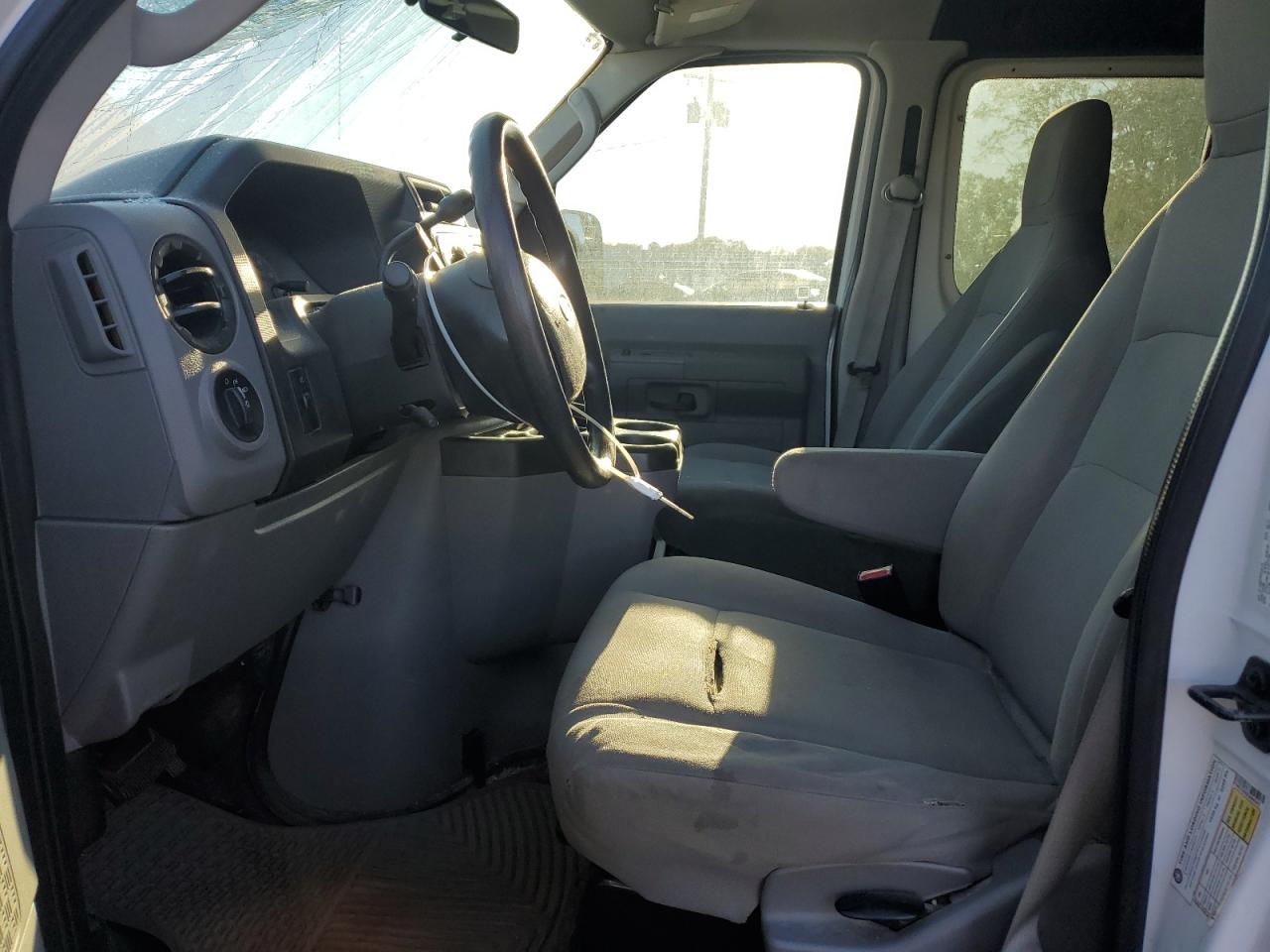 2011 Ford E150 Delivery Van VIN: 1FTNE1EW8BDA84543 Lot: 87282315