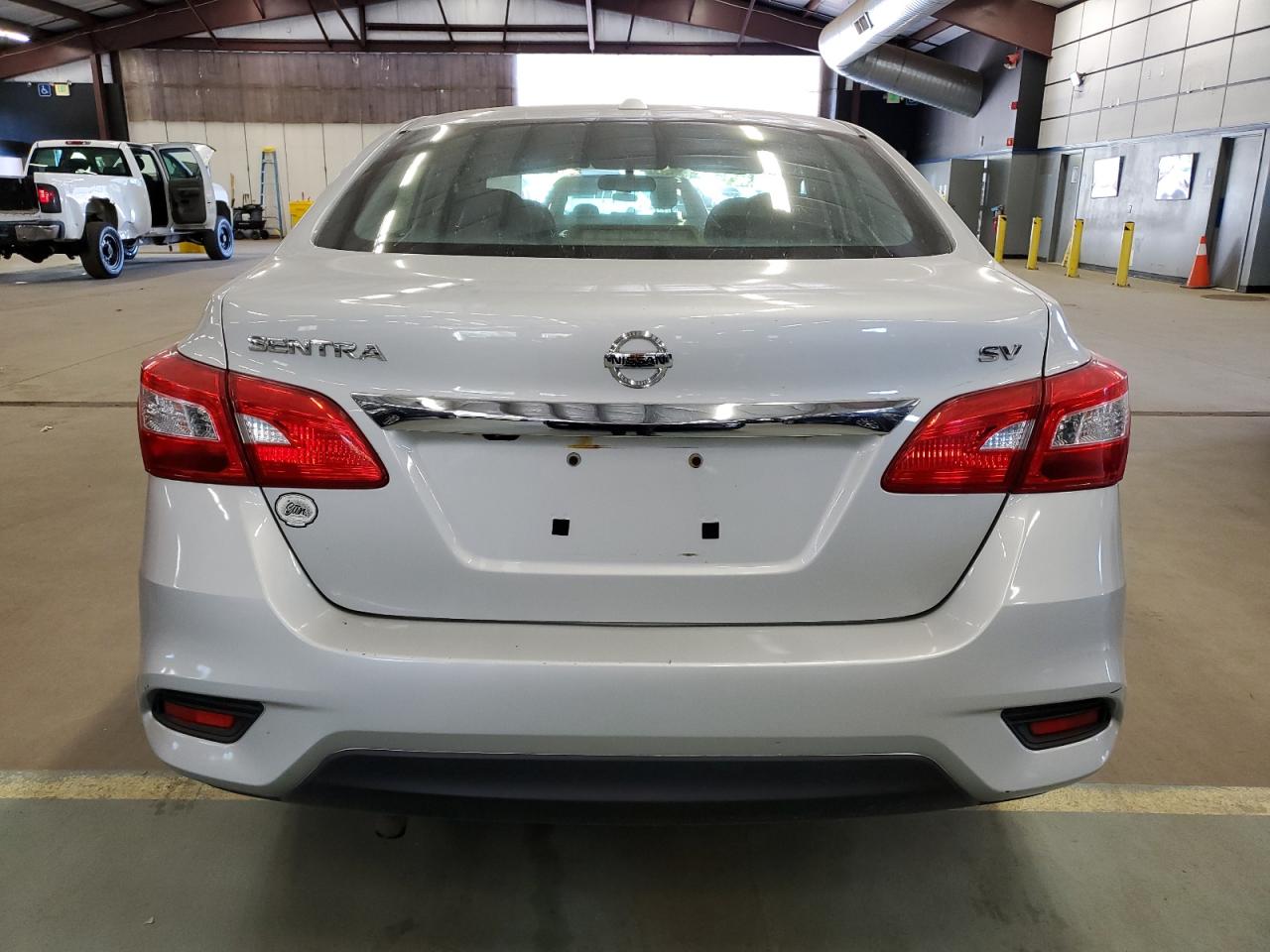 2018 Nissan Sentra S VIN: 3N1AB7AP7JL633444 Lot: 85482065