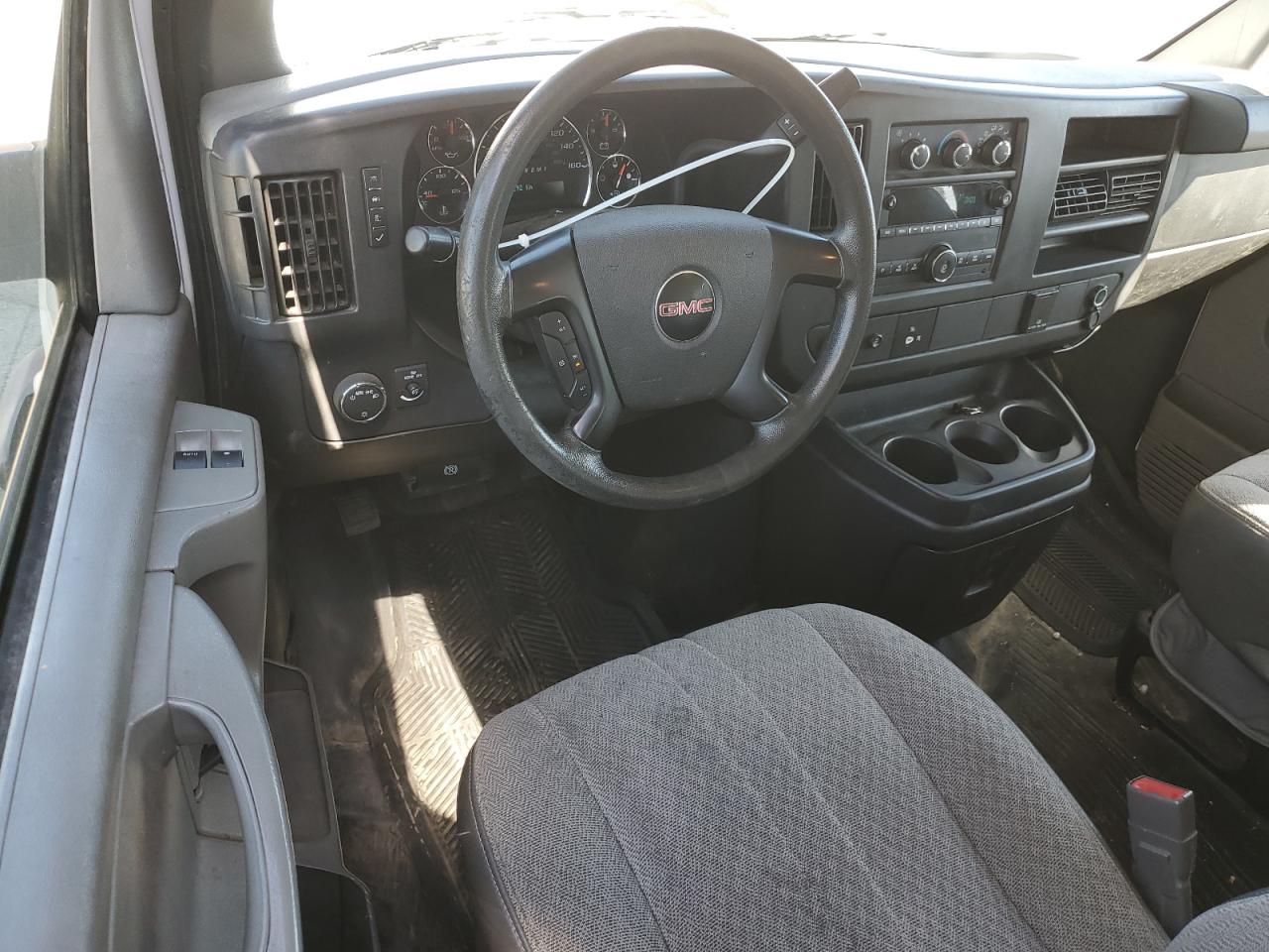 2015 GMC Savana G2500 VIN: 1GTW7FCF3F1134660 Lot: 84549515