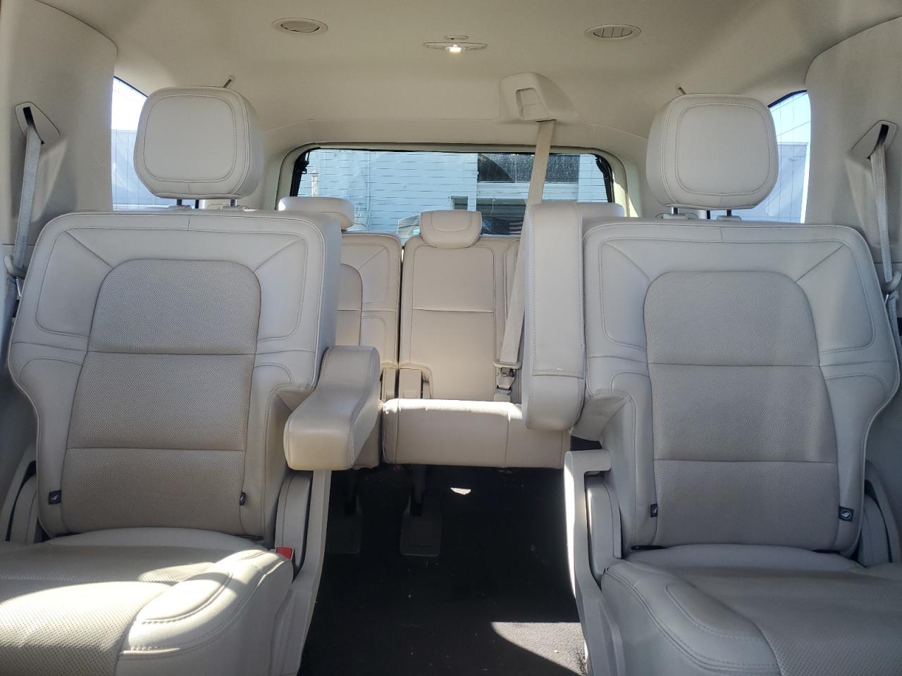 2019 Lincoln Navigator Select VIN: 5LMJJ2HT5KEL03592 Lot: 85010645