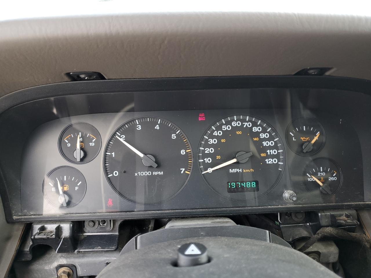 2002 Jeep Grand Cherokee Laredo VIN: 1J4GW48S82C316896 Lot: 85270335