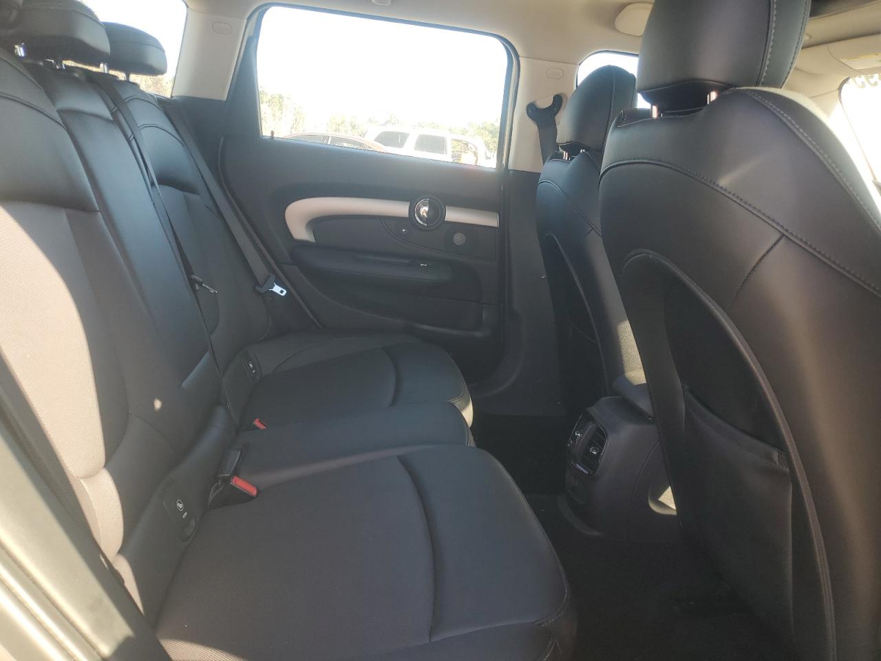 2016 Mini Cooper Clubman VIN: WMWLN5C5XG2B34774 Lot: 86663495