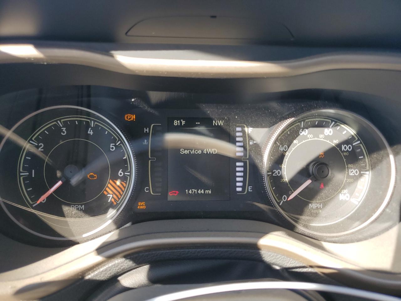 2014 Jeep Cherokee Latitude VIN: 1C4PJMCB7EW224550 Lot: 86887845