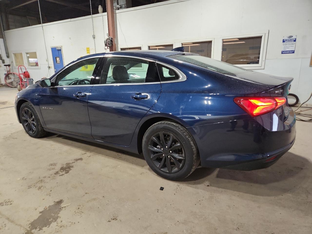 2020 Chevrolet Malibu Lt blue null gas 1G1ZD5ST2LF037626 photo #3