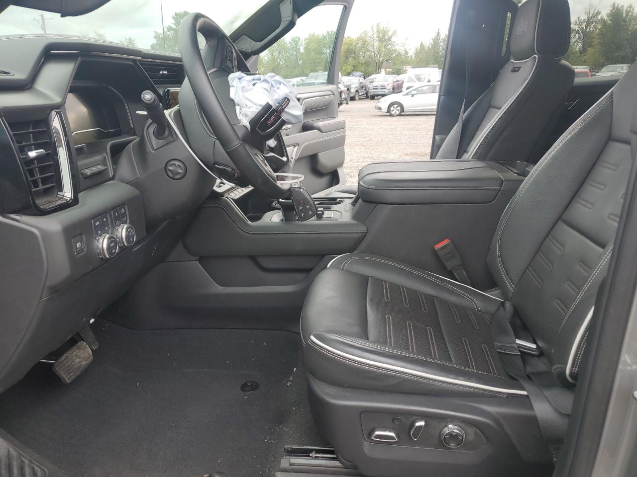 2025 GMC Sierra K1500 At4X VIN: 3GTUUFEL1SG141122 Lot: 85909635