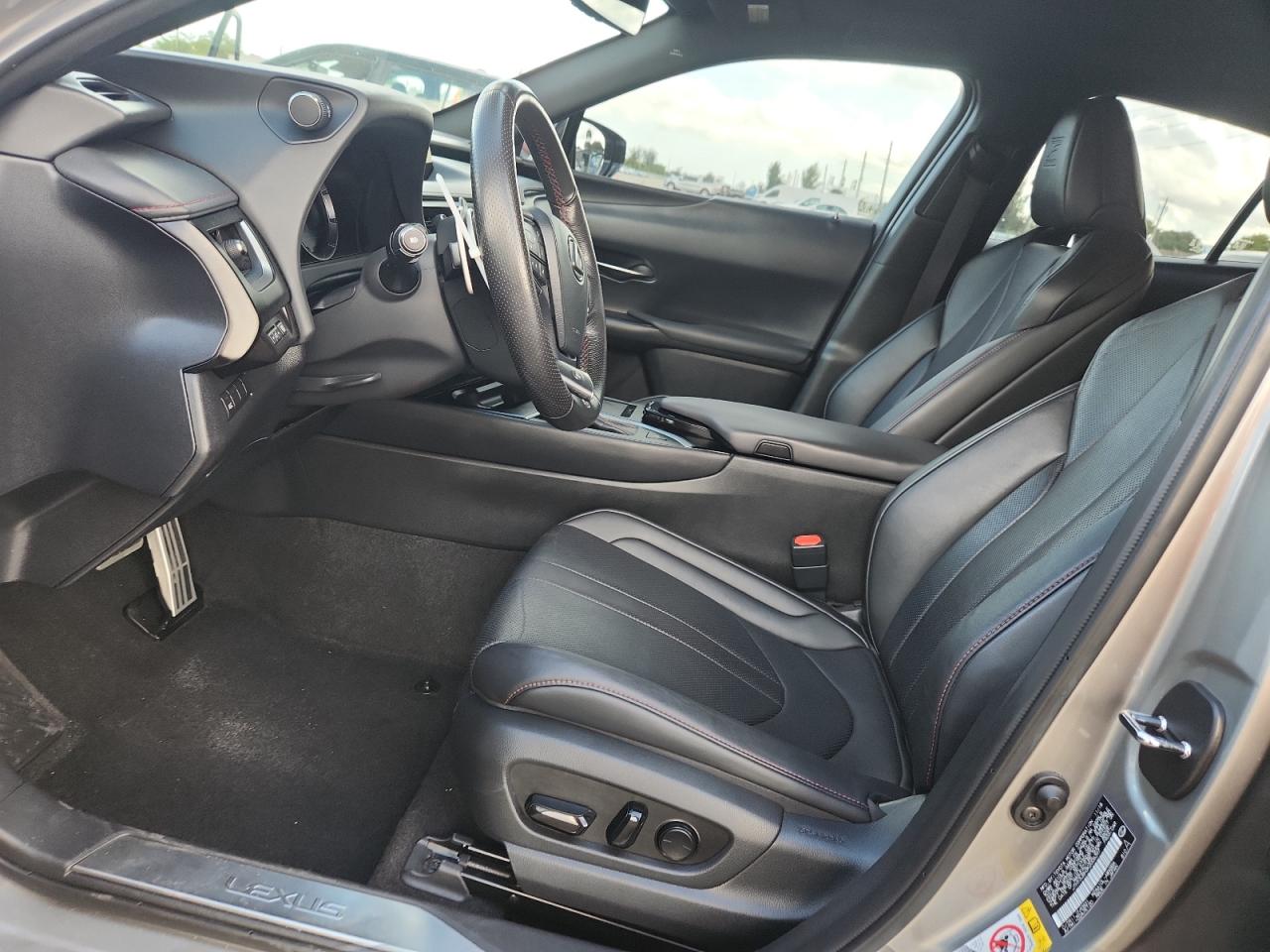 2019 Lexus Ux 200 VIN: JTHY3JBH3K2006397 Lot: 82180455