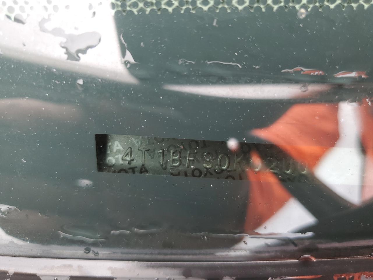 2002 Toyota Camry Le VIN: 4T1BF30K02U013039 Lot: 85106395