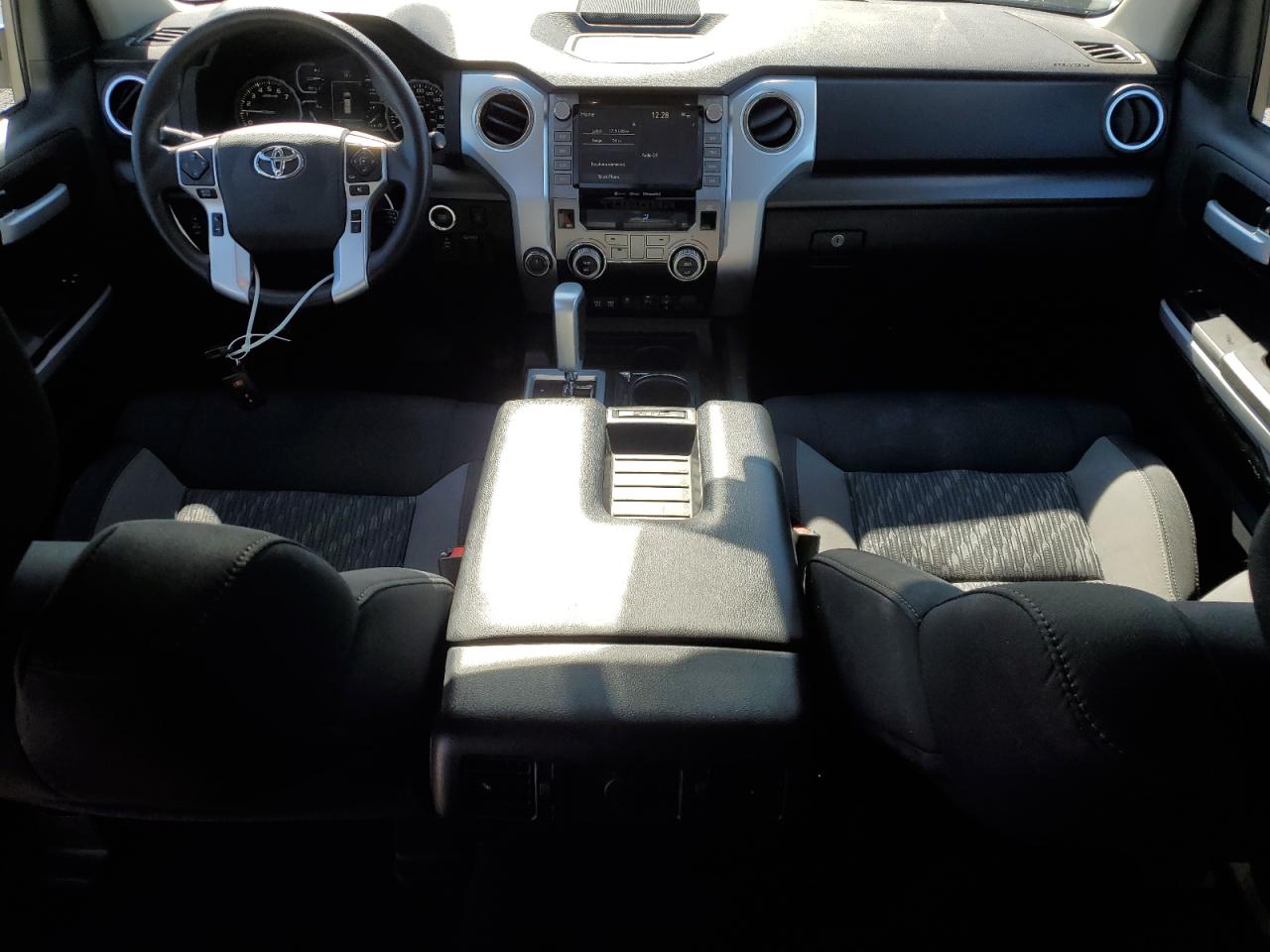 2020 Toyota Tundra Crewmax Sr5 VIN: 5TFDY5F10LX902635 Lot: 82135935