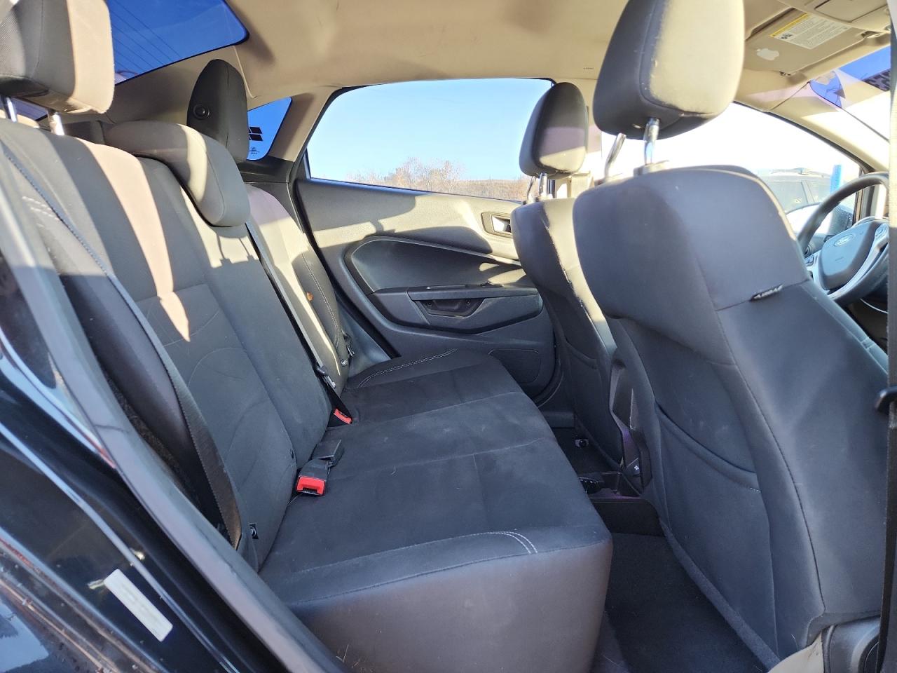 2015 Ford Fiesta Se VIN: 3FADP4BJ3FM158886 Lot: 90375345