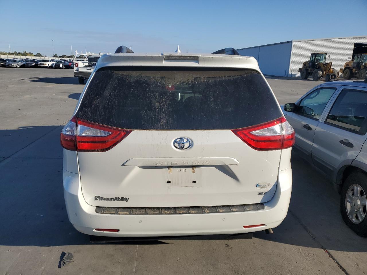 2019 Toyota Sienna Xle VIN: 5TDYZ3DC6KS015097 Lot: 82368725