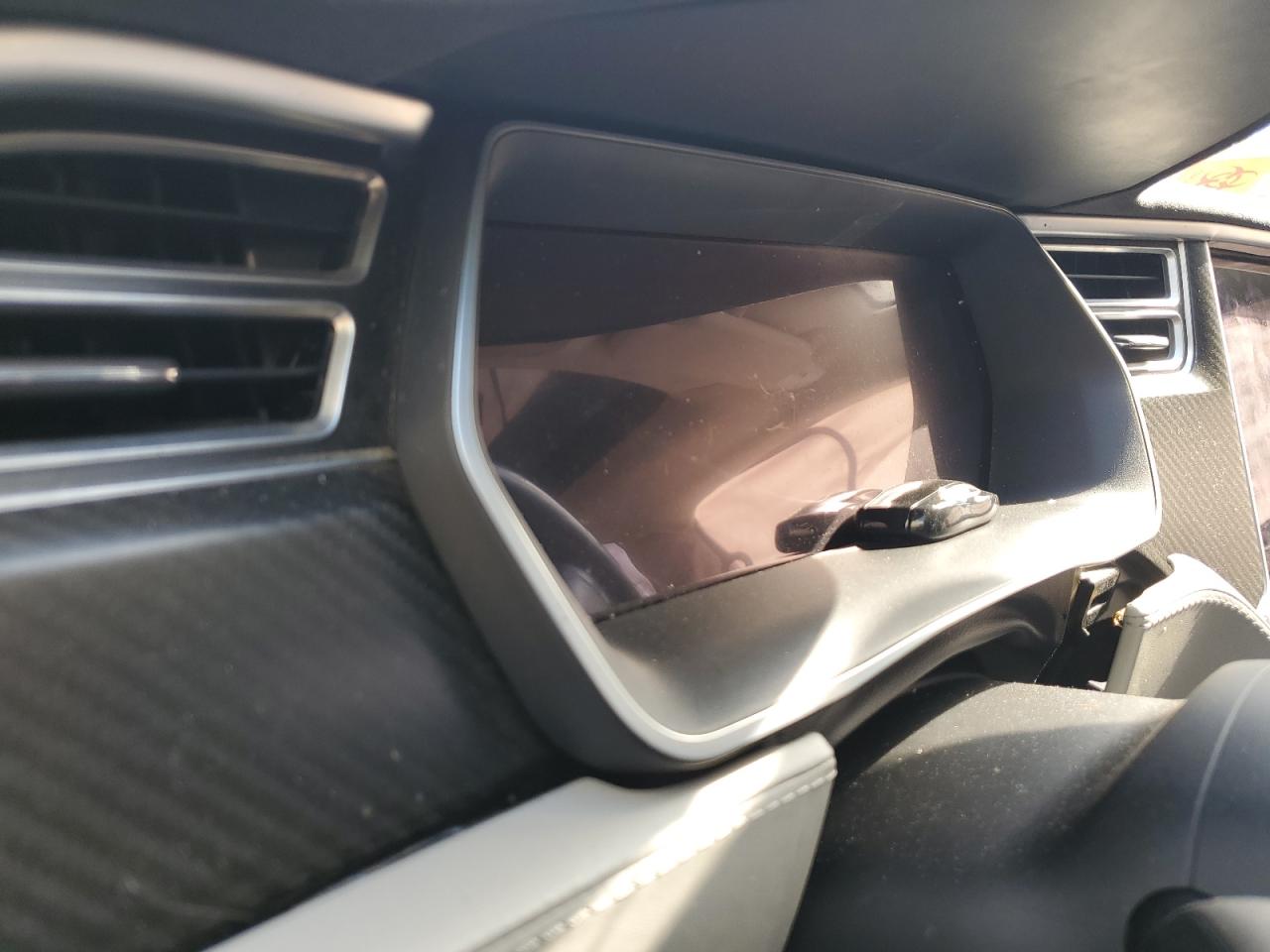 2015 Tesla Model S 85D VIN: 5YJSA4H28FFP78916 Lot: 85335345