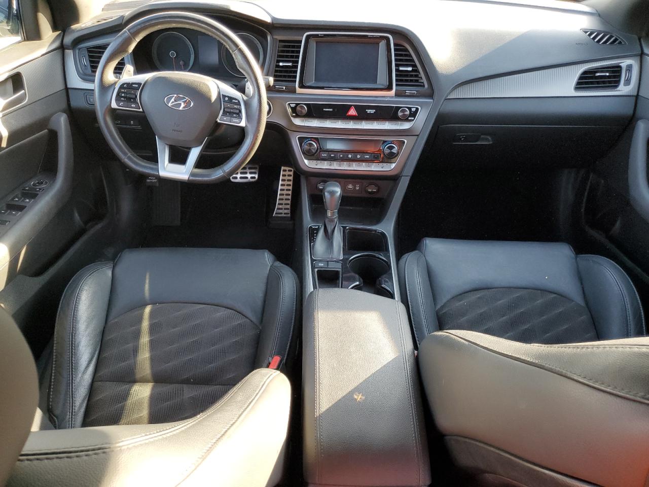 2018 Hyundai Sonata Sport VIN: 5NPE34AF8JH714731 Lot: 85598305