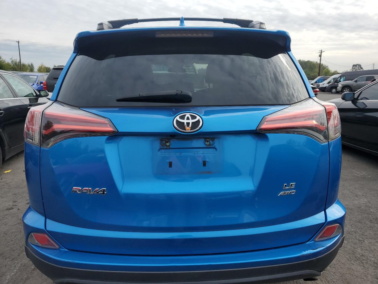 2017 Toyota Rav4 Le VIN: 2T3BFREV5HW653592 Lot: 86173005