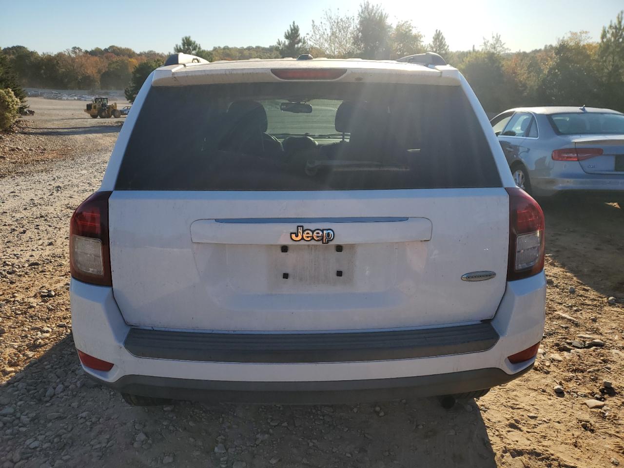 2017 Jeep Compass Latitude VIN: 1C4NJCEB2HD198275 Lot: 82526525