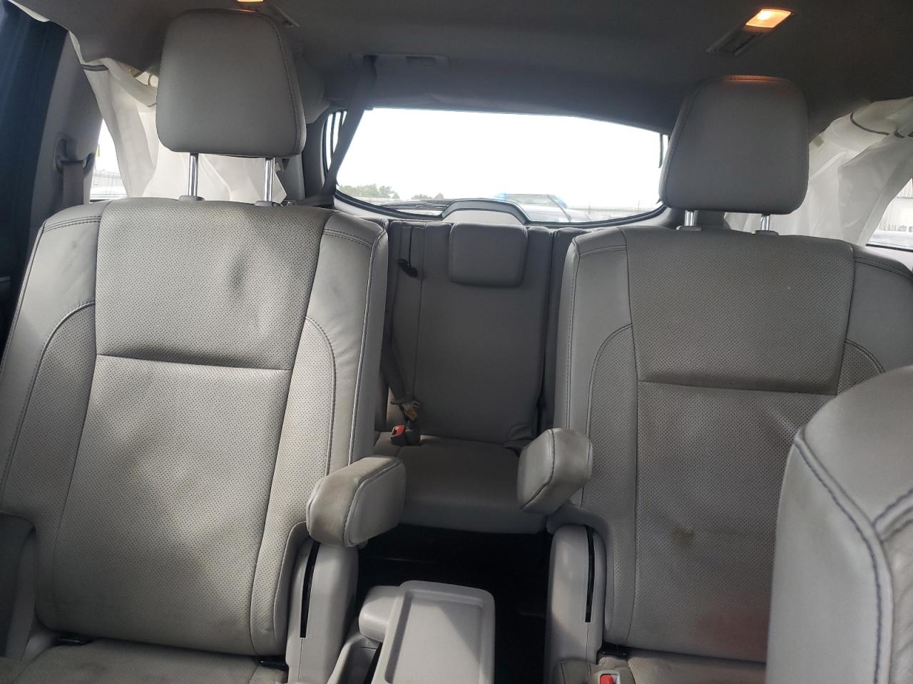 2017 Toyota Highlander Hybrid Limited VIN: 5TDDGRFH5HS022244 Lot: 82230175