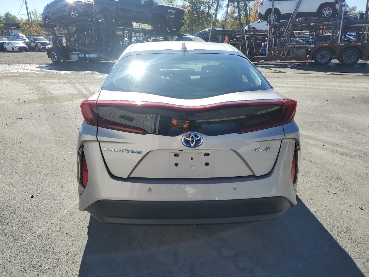 2020 Toyota Prius Prime Le VIN: JTDKARFP0L3132516 Lot: 82269875