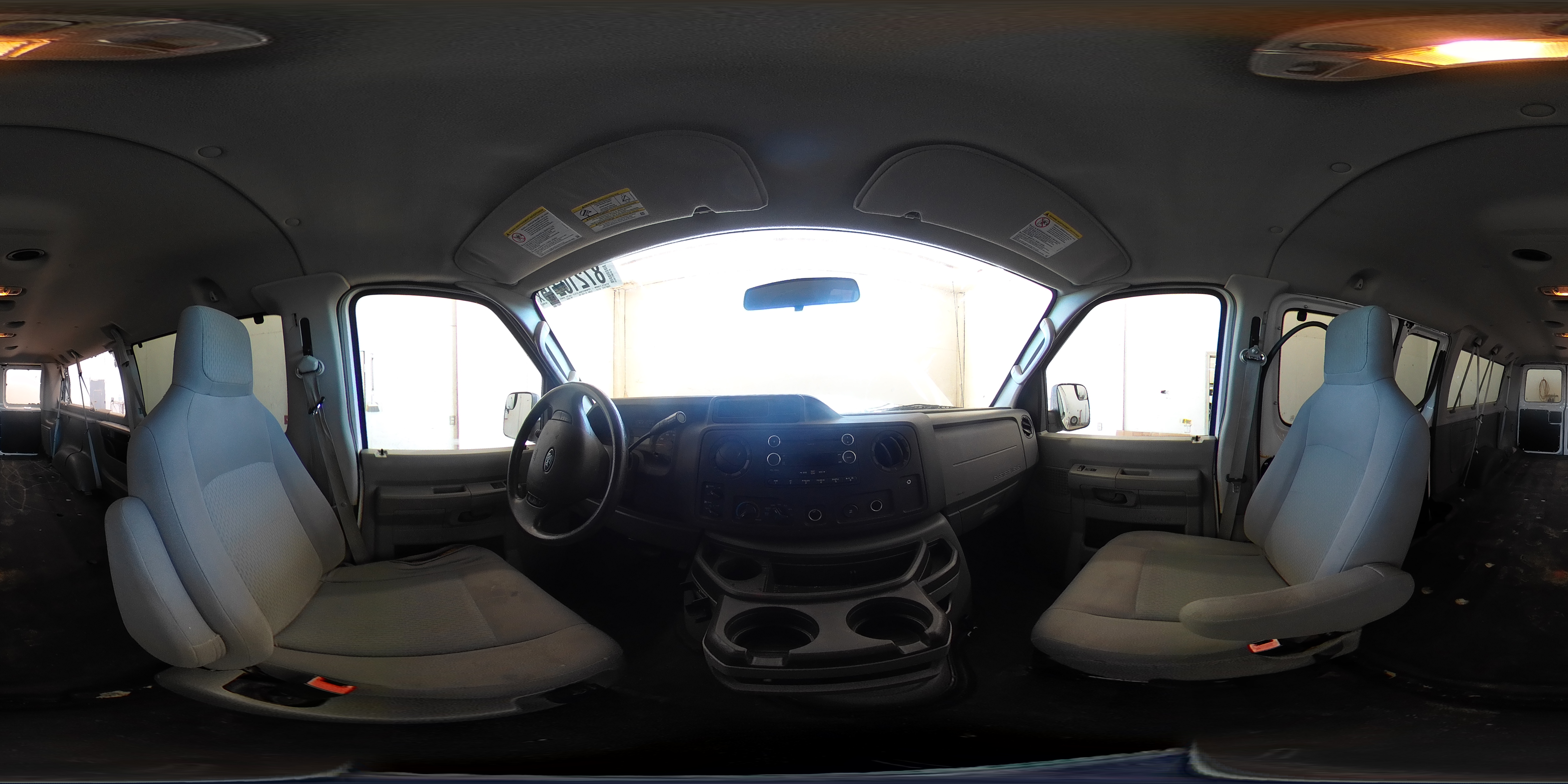 2014 Ford Econoline E350 Super Duty Wagon VIN: 1FBNE3BL4EDA28596 Lot: 87210215