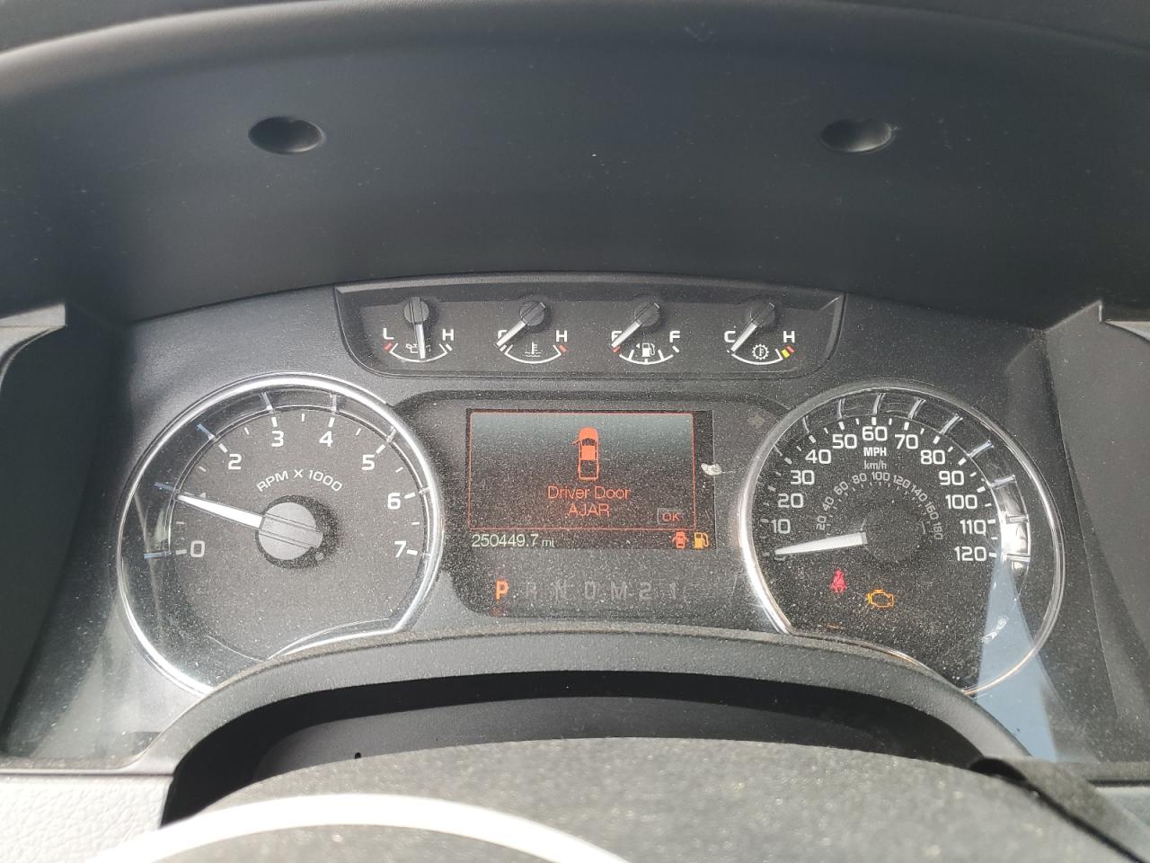 2011 Ford F150 Super Cab VIN: 1FTFX1CT7BFB01781 Lot: 87472575