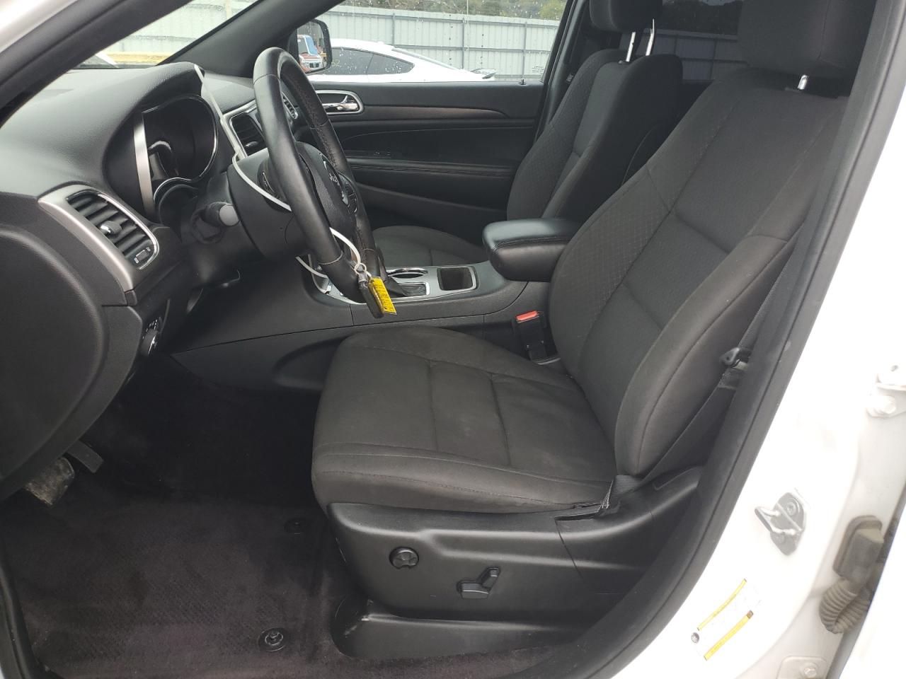 2018 Jeep Grand Cherokee Laredo VIN: 1C4RJFAG2JC310668 Lot: 85140455