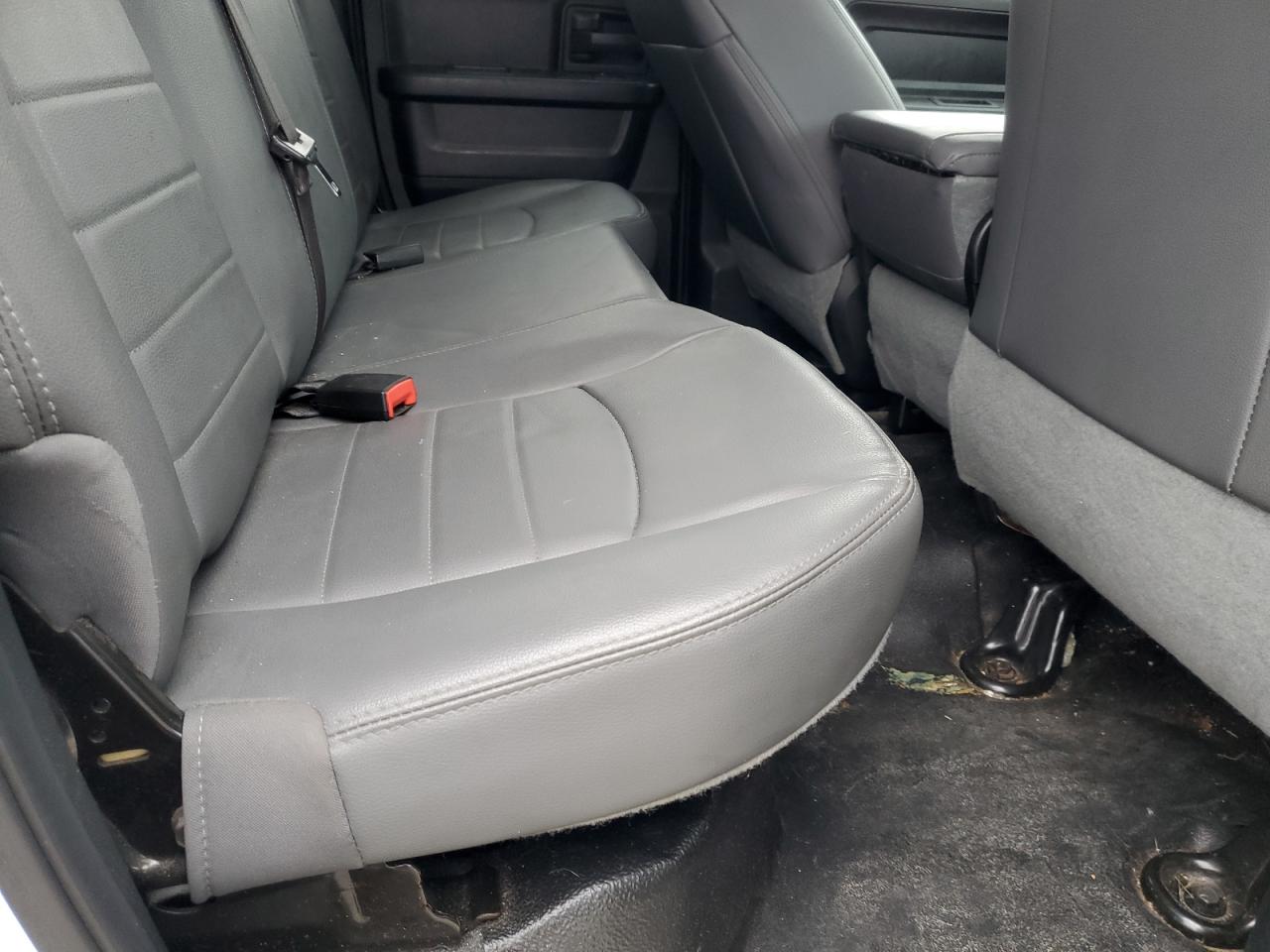 2019 Ram 1500 Classic Tradesman VIN: 1C6RR6FG8KS727437 Lot: 90318595