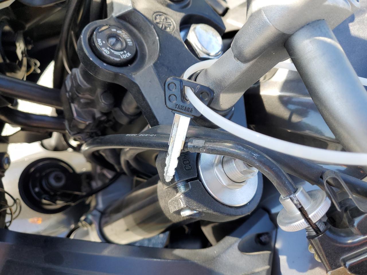 2015 Yamaha Fz1 S VIN: JYARN17E5FA009727 Lot: 84613125