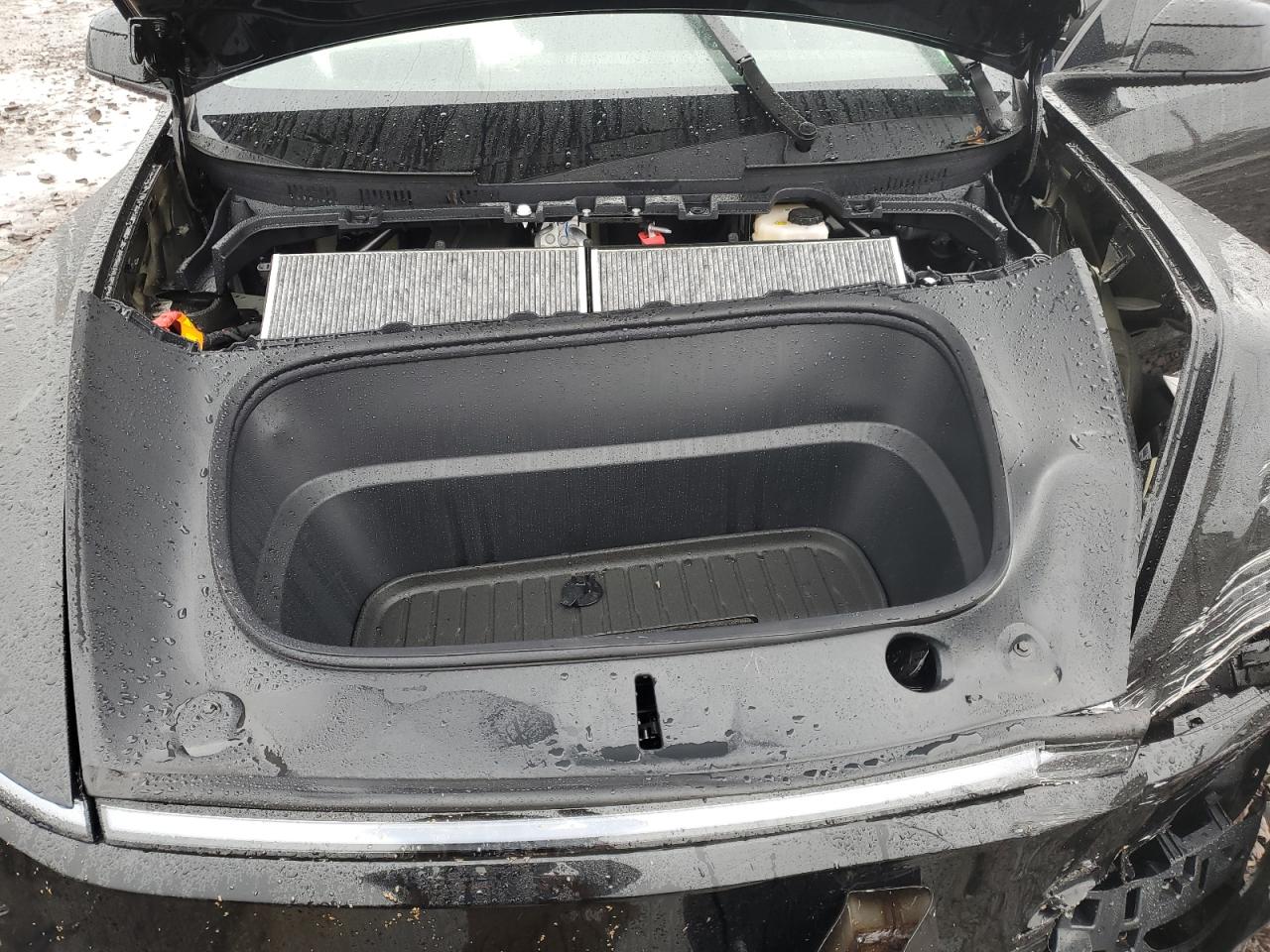 2026 Tesla Model Y VIN: 7SAYGDED7TF404729 Lot: 85941815