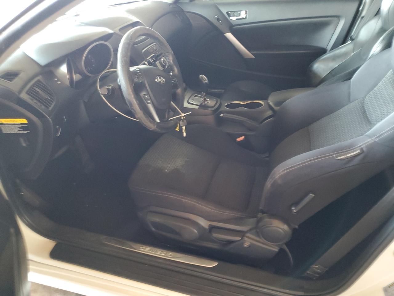 2010 Hyundai Genesis Coupe 3.8L VIN: KMHHU6KH6AU007537 Lot: 84802795