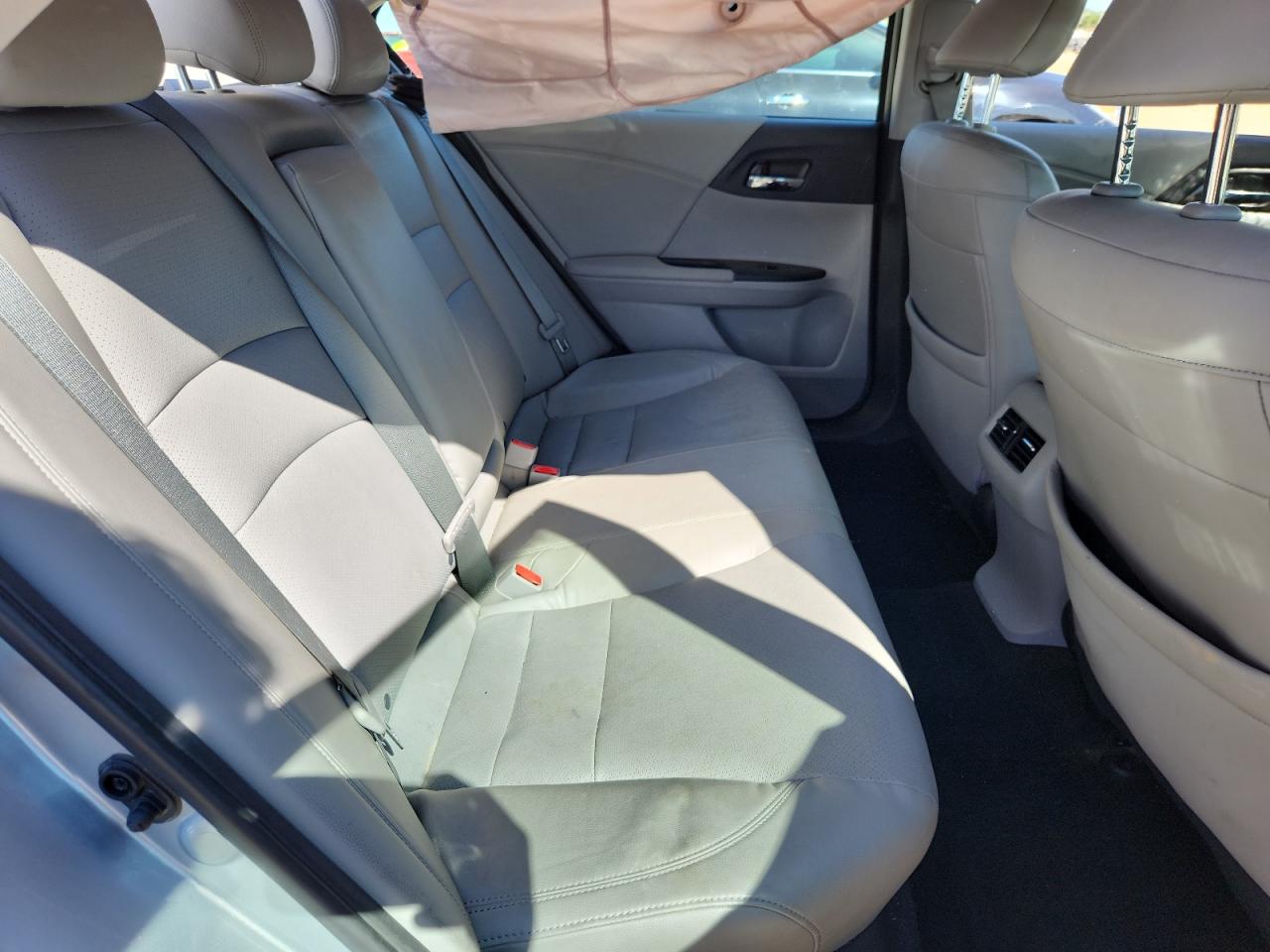 2016 Honda Accord Exl VIN: 1HGCR3F80GA035256 Lot: 86468135