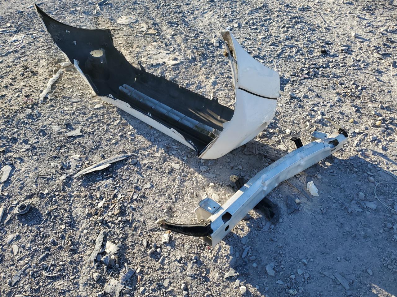 2010 Toyota Tacoma Double Cab Prerunner VIN: 5TEJU4GN9AZ693573 Lot: 86451545