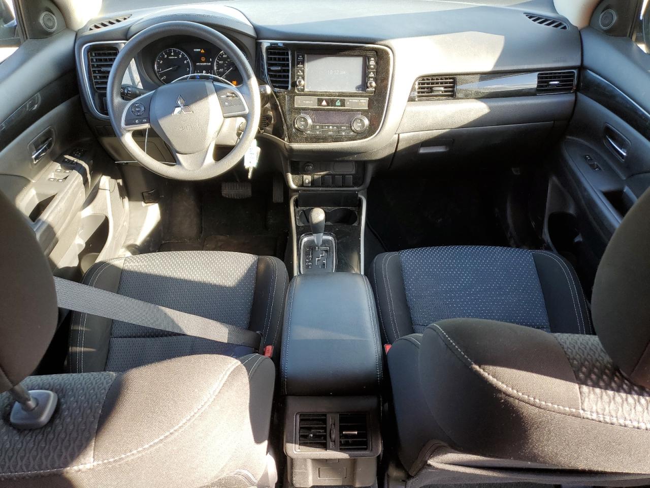 2019 Mitsubishi Outlander Se VIN: JA4AZ3A30KZ003154 Lot: 90246625