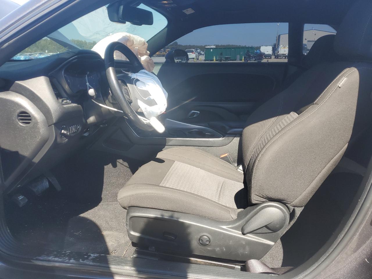 2022 Dodge Challenger Sxt VIN: 2C3CDZAG5NH238483 Lot: 90633225