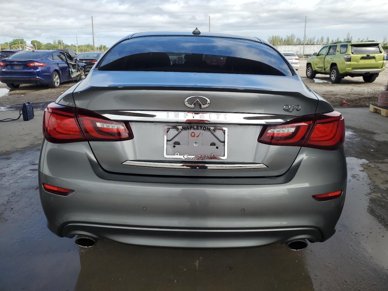 2017 Infiniti Q70 3.7 VIN: JN1BY1APXHM740990 Lot: 84582705
