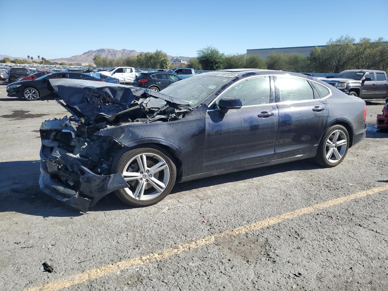 2017 Volvo S90 T5 Momentum