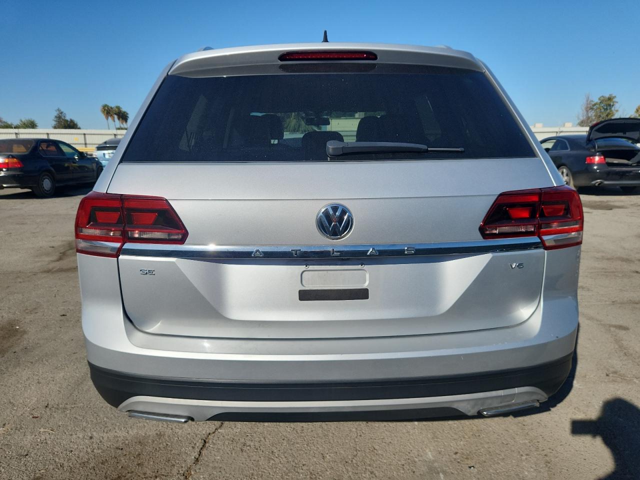 2018 Volkswagen Atlas Se VIN: 1V2CR2CA2JC525403 Lot: 82237145