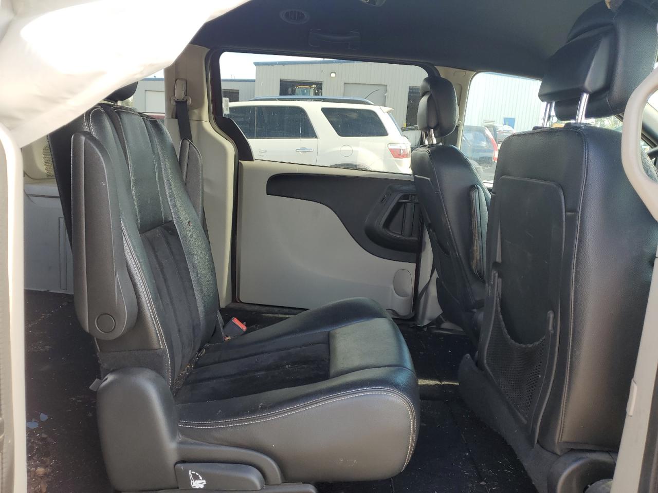 2018 Dodge Grand Caravan Sxt VIN: 2C4RDGCG5JR178765 Lot: 82517525