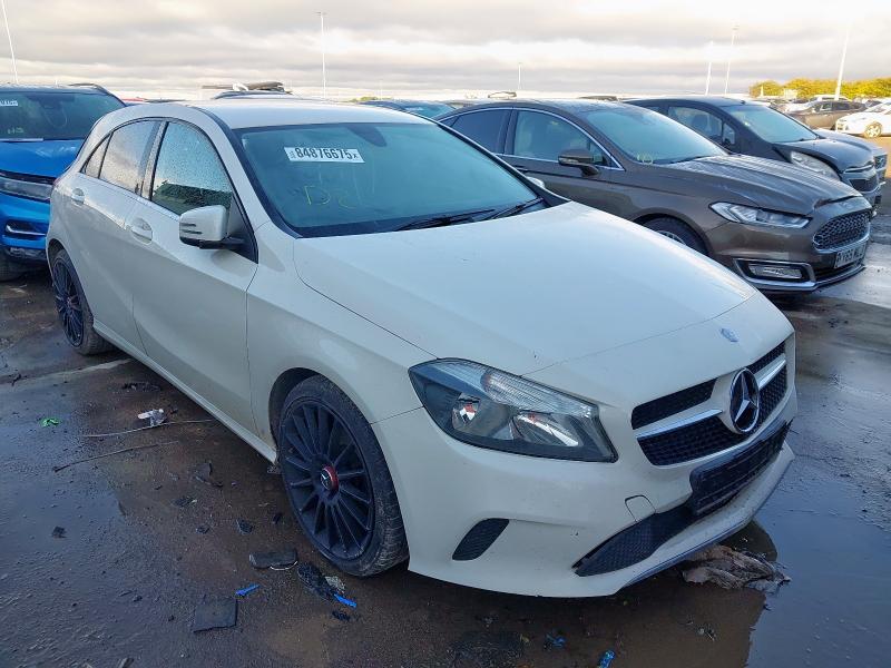 2016 MERCEDES-BENZ A 180 D SE 