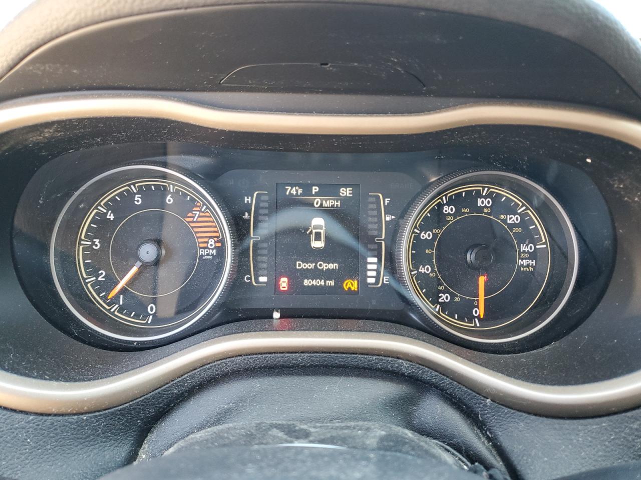 2018 Jeep Cherokee Latitude VIN: 1C4PJLCX2JD606660 Lot: 82208355