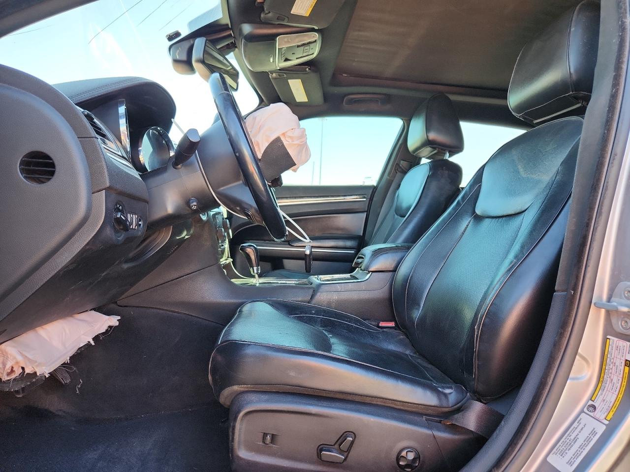 2011 Chrysler 300C VIN: 2C3CA6CT5BH522869 Lot: 89889825