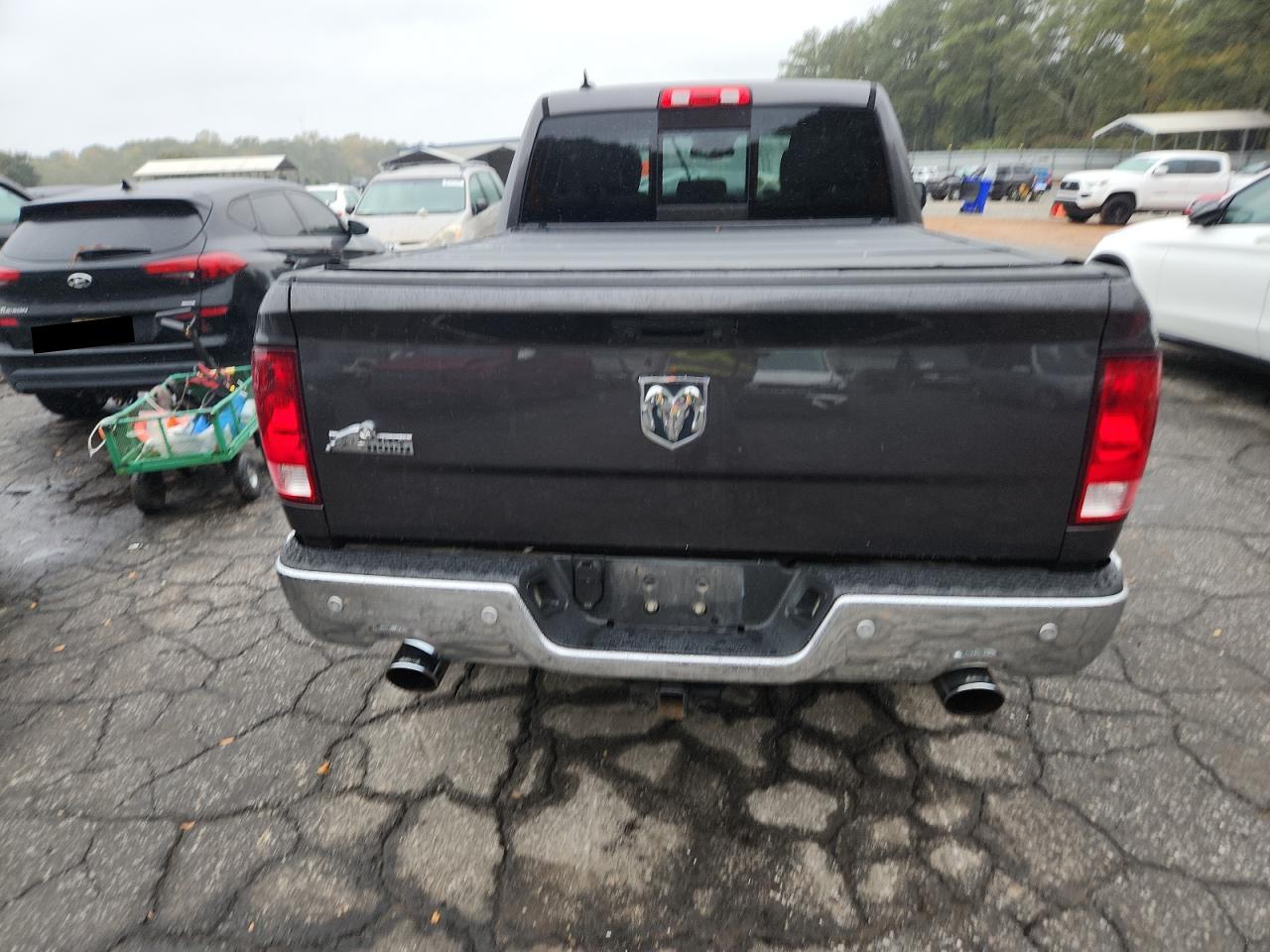 2018 Ram 1500 Slt VIN: 1C6RR6GT2JS195967 Lot: 89919425
