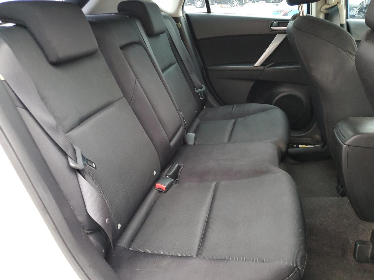 2010 Mazda 3 S VIN: JM1BL1H58A1332155 Lot: 90854355