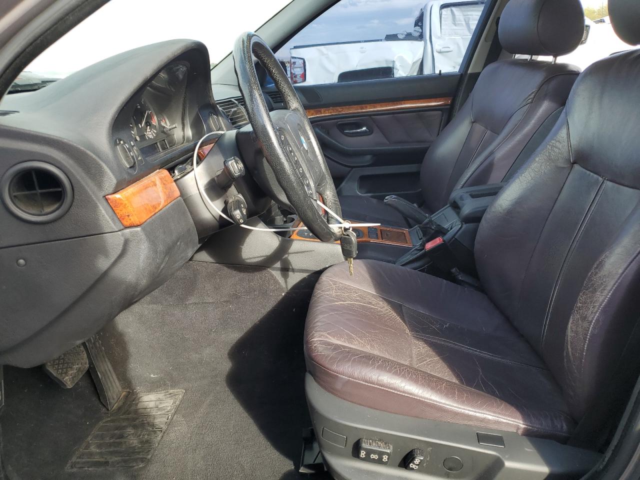 1997 BMW 528 I Automatic VIN: WBADD6329VBW20666 Lot: 86123025