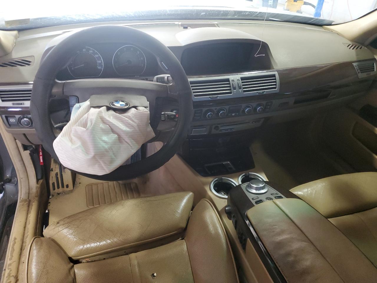 2007 BMW 750 VIN: WBAHN83507DT77146 Lot: 82256275