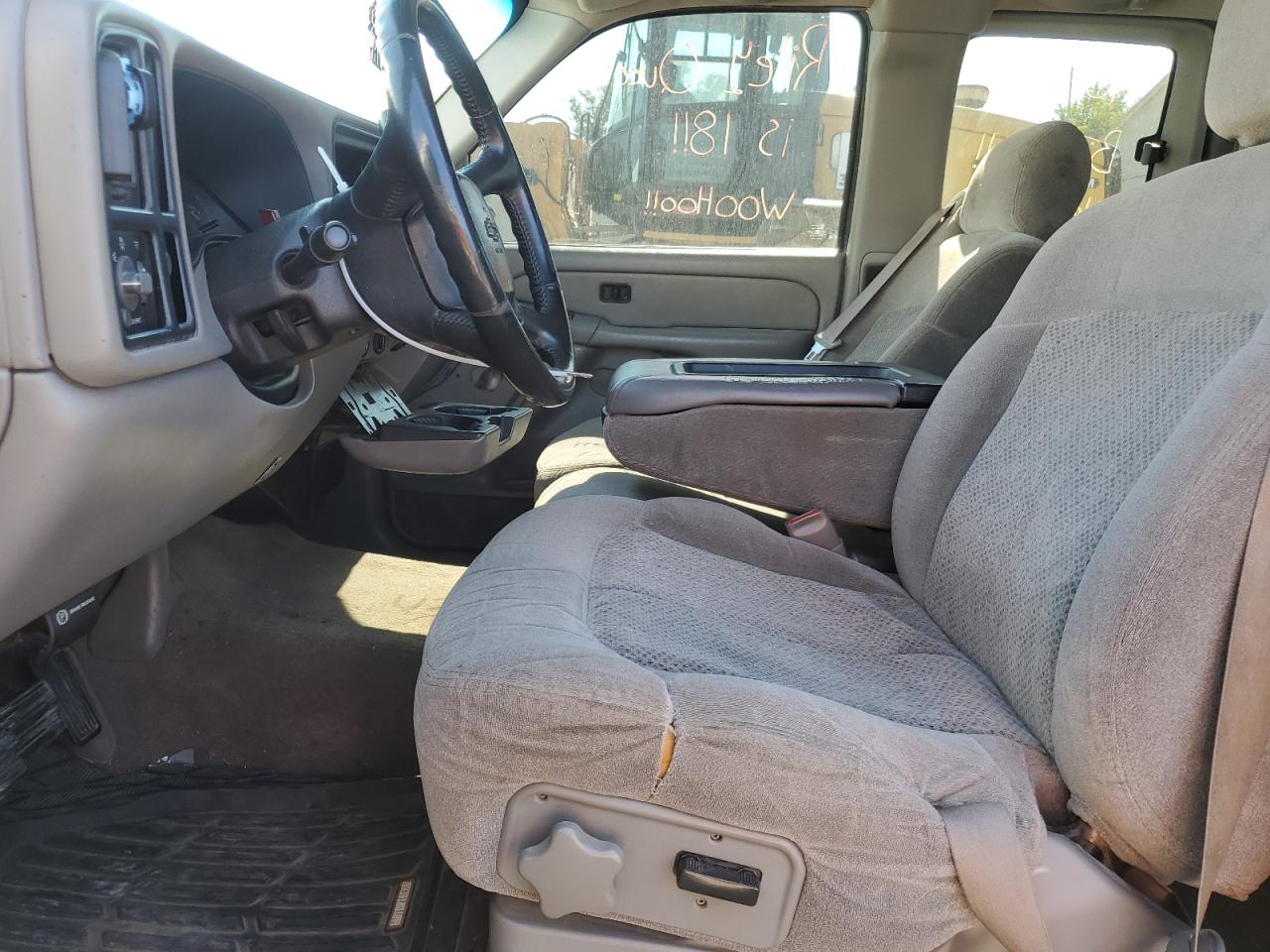 2000 Chevrolet Silverado C1500 VIN: 2GCEC19T3Y1312099 Lot: 84643115