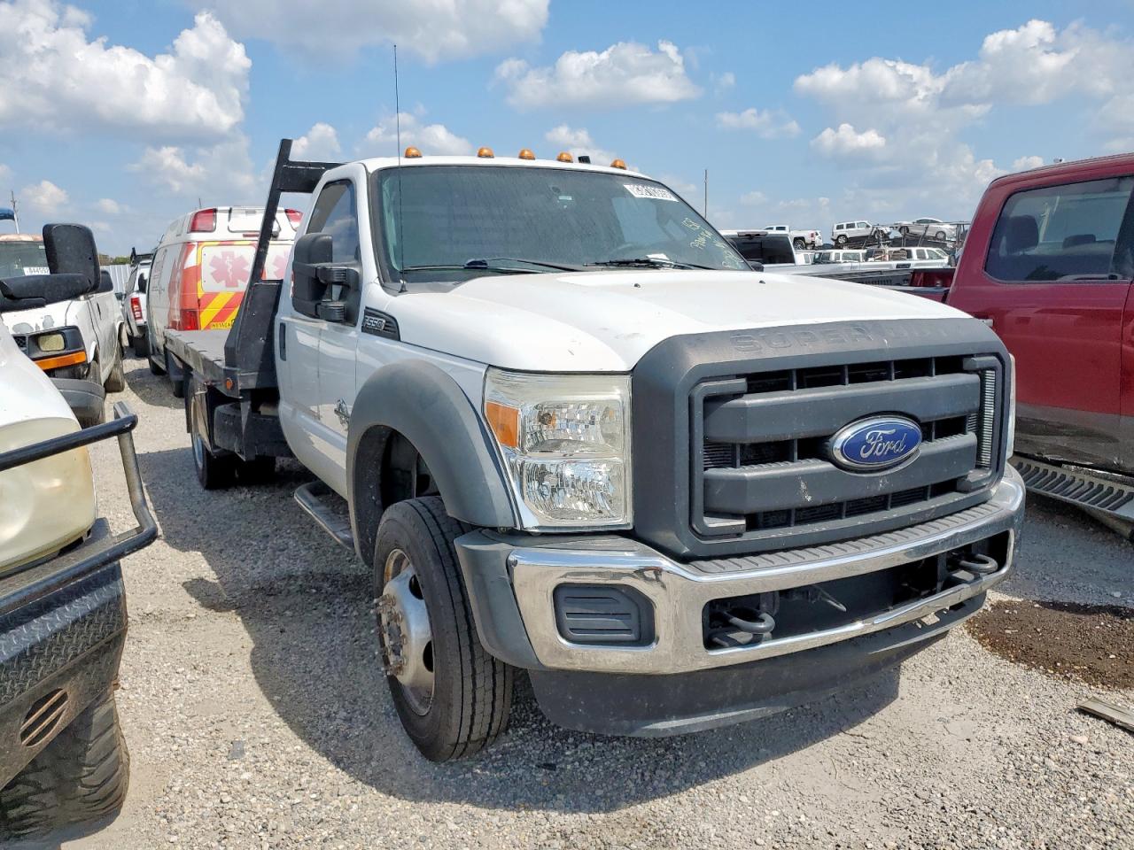 2016 Ford F550 Super Duty white other diesel 1FDUF5GTXGEC53932 photo #1