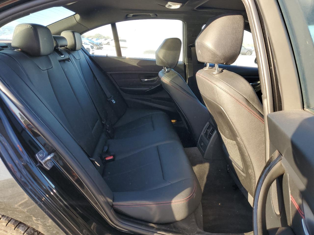 2013 BMW 335 Xi VIN: WBA3B9C5XDF585320 Lot: 84989655